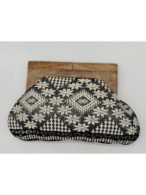 Chloe & Lex Black Floral Clutch with Wooden Handle